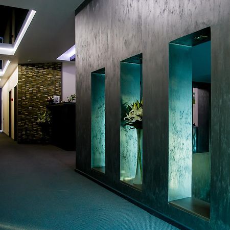 Hotel Aqua Târgu Jiu Buitenkant foto