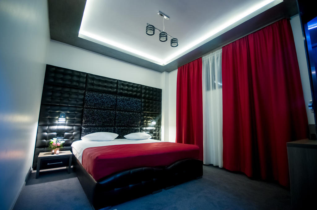Hotel Aqua Târgu Jiu Kamer foto